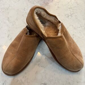 Men’s UGG slippers